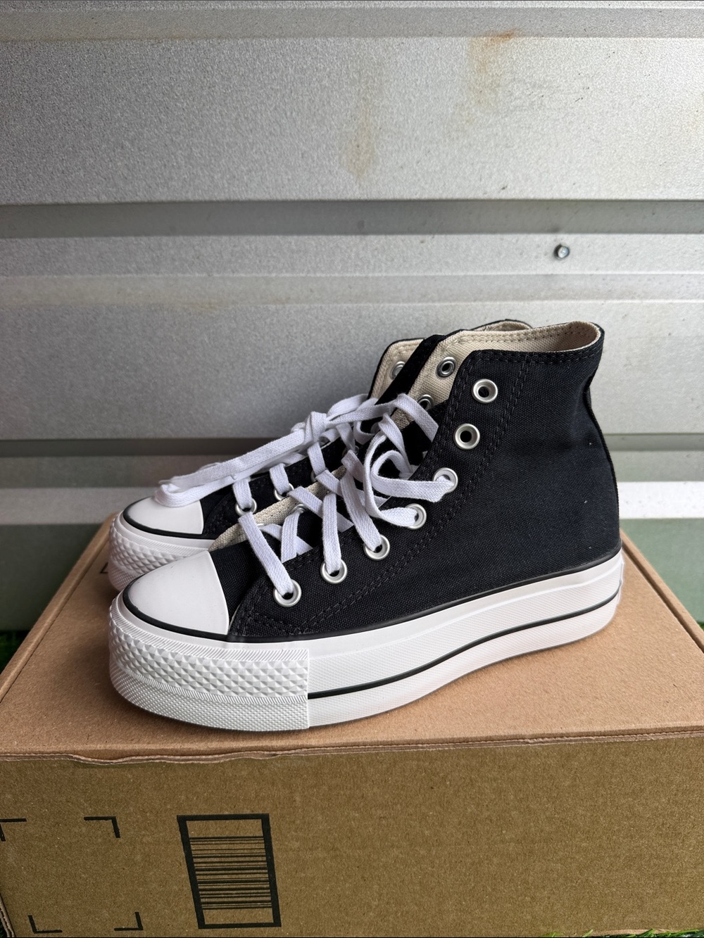 Converse Black and White Platform High-Top Sneakers - Women's NO BOX